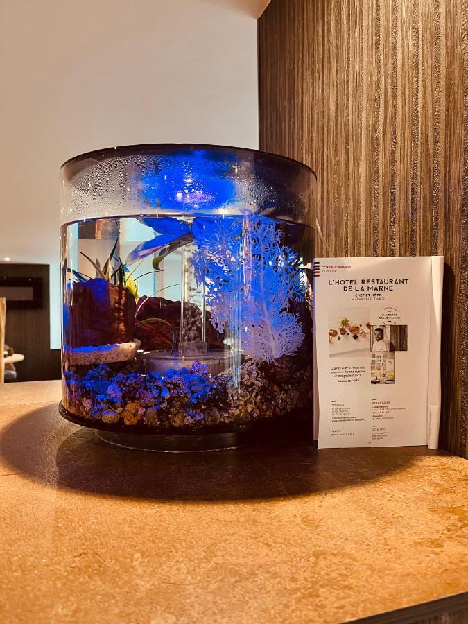 פמפול Hotel Restaurant De La Marne מראה חיצוני תמונה