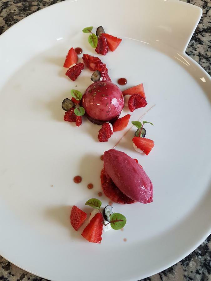 פמפול Hotel Restaurant De La Marne מראה חיצוני תמונה